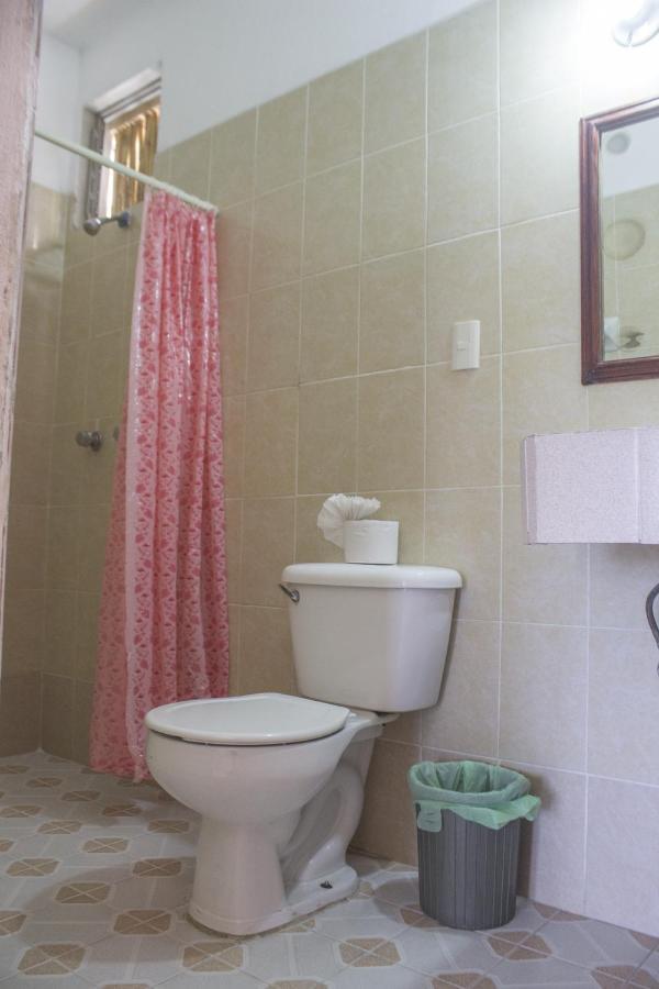 Hotel Casa Juanita 埃斯孔迪多港 外观 照片