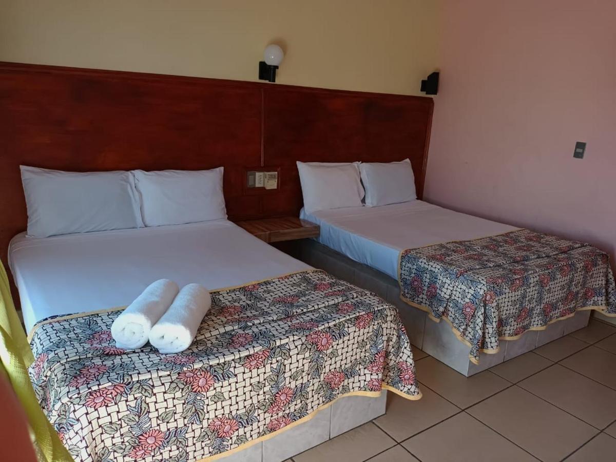 Hotel Casa Juanita 埃斯孔迪多港 外观 照片